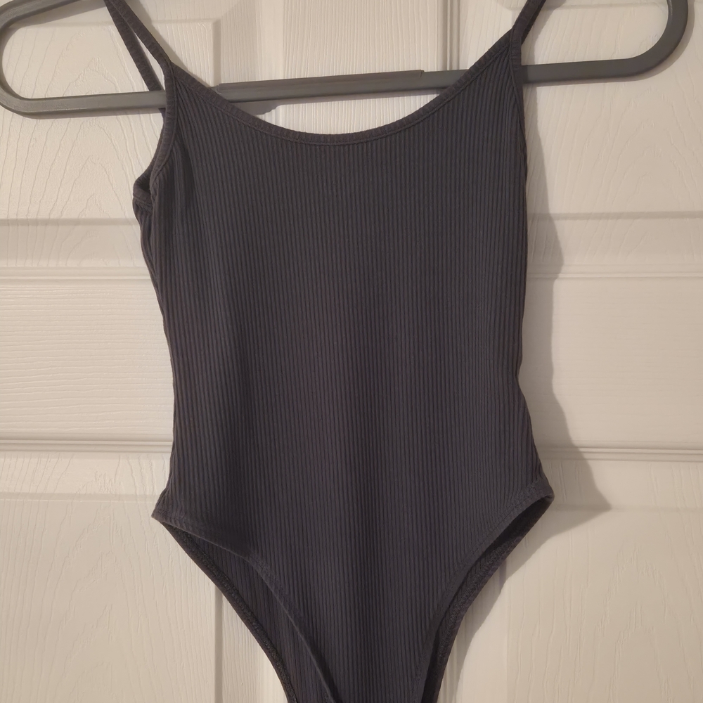 Gray Ribbed Bodysuit - Picture 3 of 4
